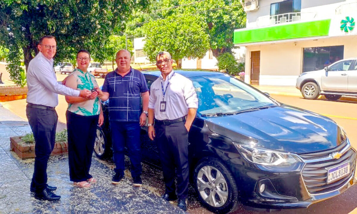 Prefeitura de Salvador das Missões entrega novo veículo para fortalecer trabalho de Assistência Social