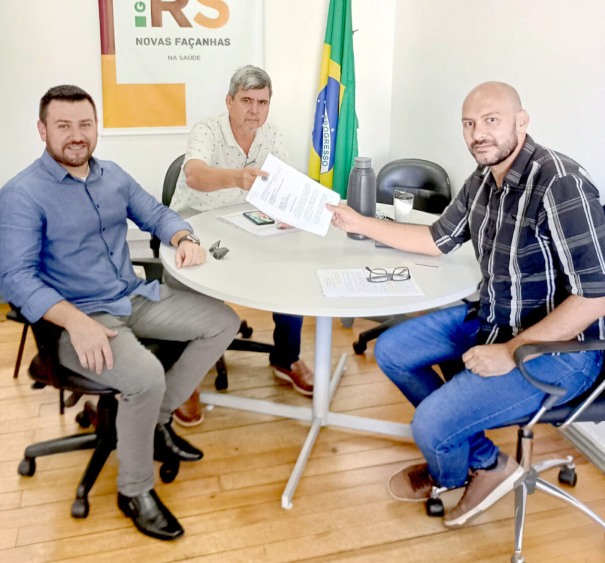 Com mais de 600 casos confirmados de dengue, Cerro Largo encaminha ofício solicitando recursos para ações de combate à proliferação da doença Com mais de 600 casos confirmados de dengue, Cerro Largo encaminha ofício solicitando recursos para ações de combate à proliferação da doença