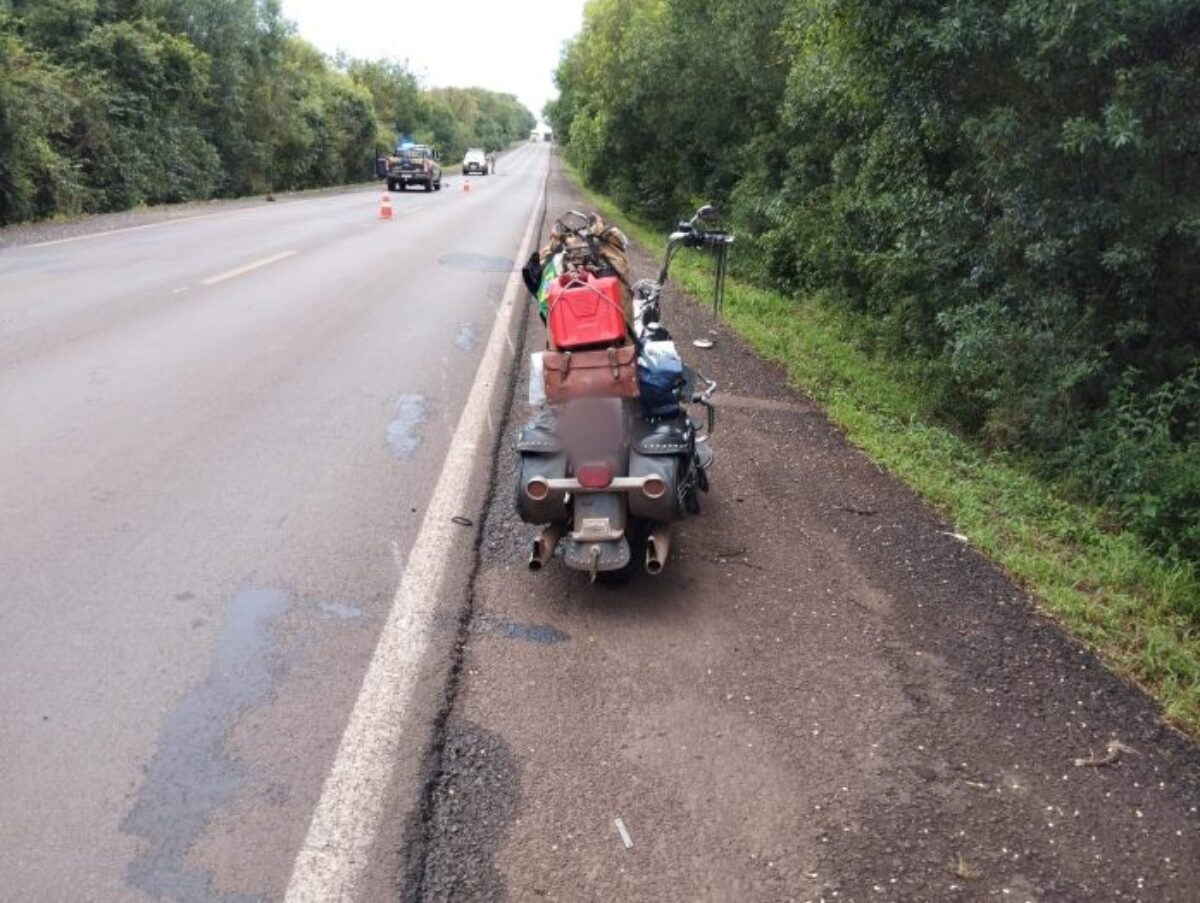 Homem que morreu na BR-285, em Santo Antônio das Missões, pode ter sido atropelado após cair de motocicleta