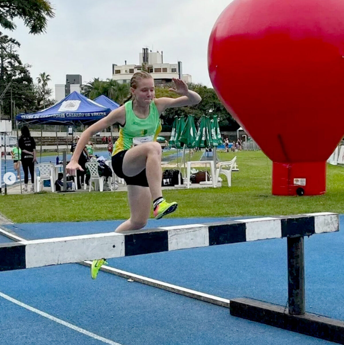 Com 15 anos, atleta cerrolarguense é destaque em competições esportivas Com 15 anos, atleta cerrolarguense é destaque em competições esportivas
