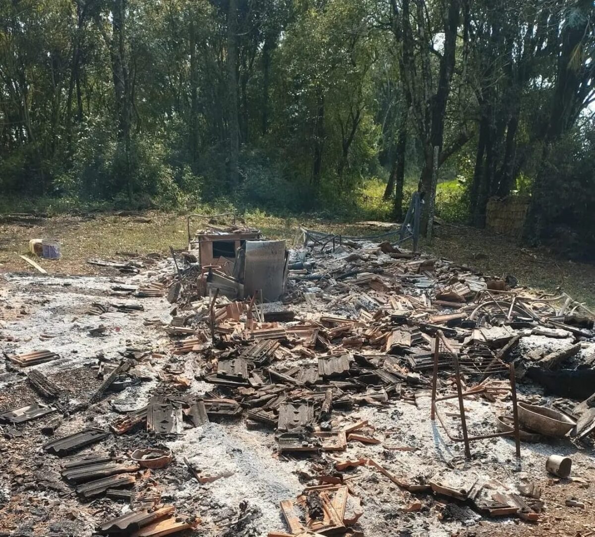 Idoso morre carbonizado em incêndio no interior de Tenente Portela