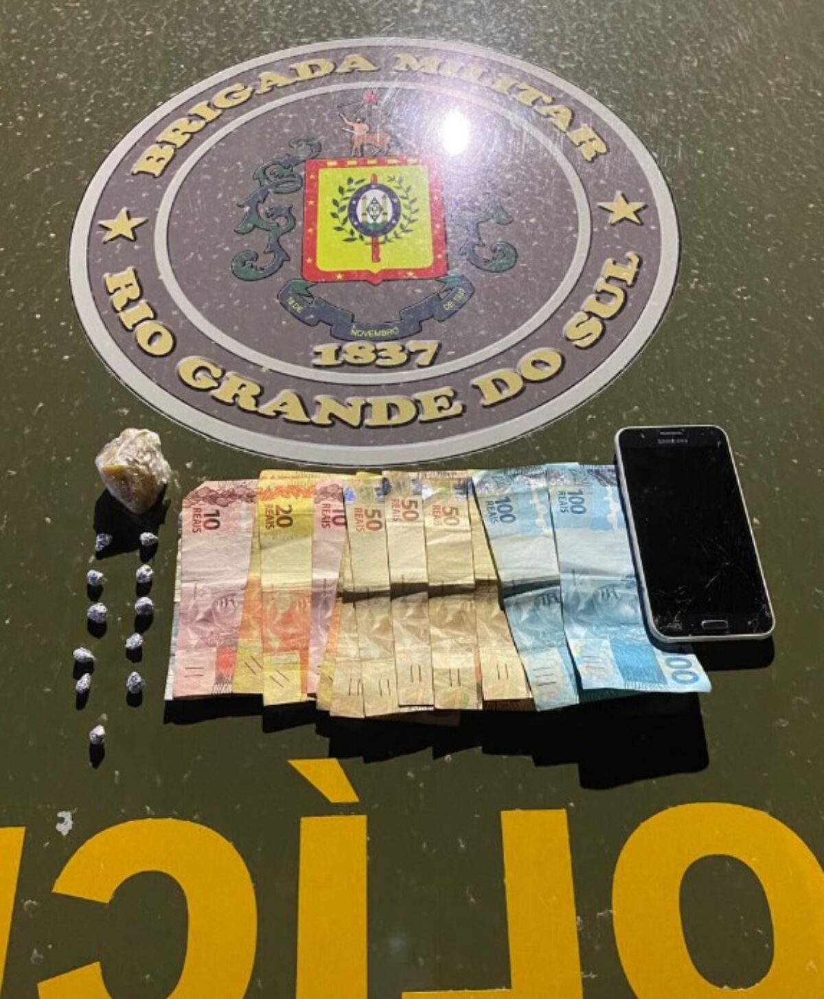 Brigada Militar efetua prisão por tráfico de entorpecentes em Cerro Largo