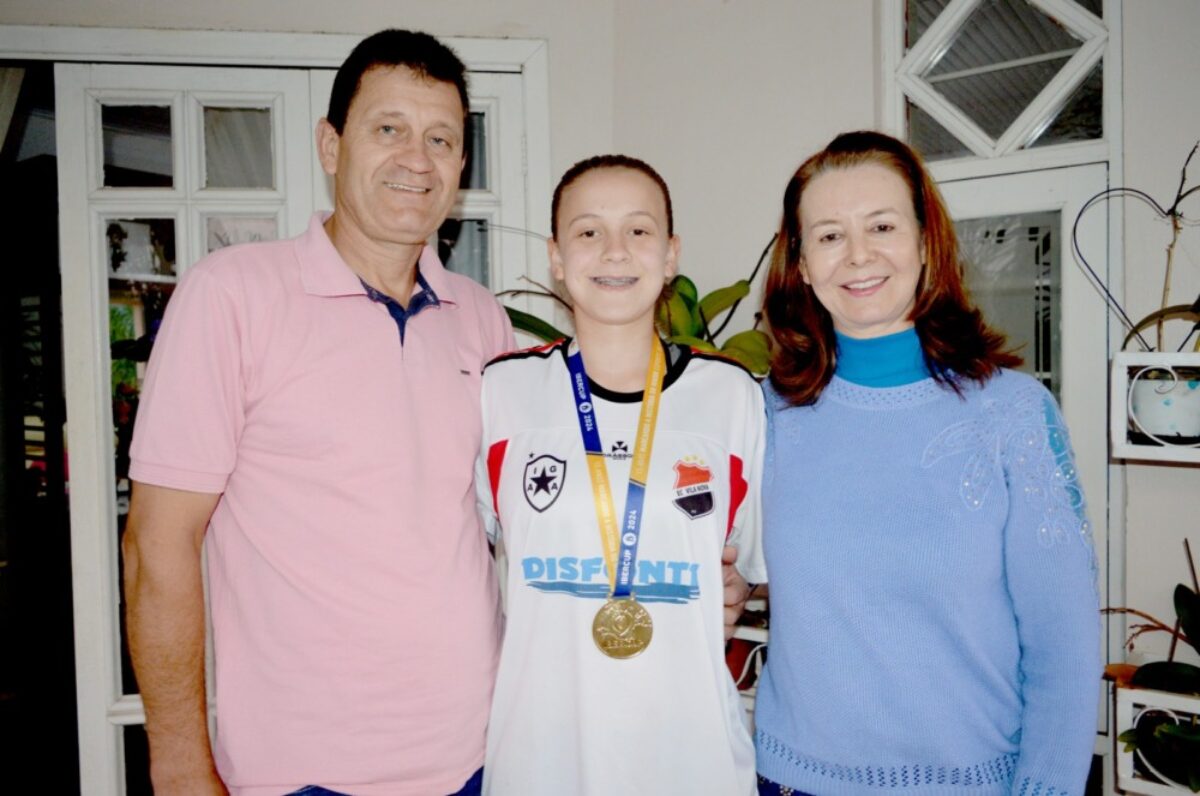 Orgulho para os pais, atleta guaraniense comemora conquistas no esporte