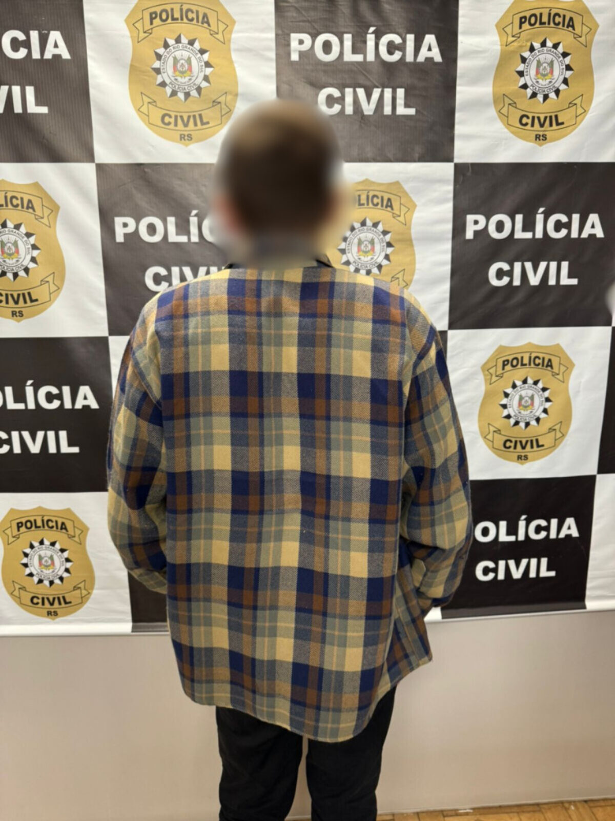 Polícia Civil de Cerro Largo prende homem suspeito de tentativa de homicídio em Eldorado do Sul Polícia Civil de Cerro Largo prende homem suspeito de tentativa de homicídio em Eldorado do Sul