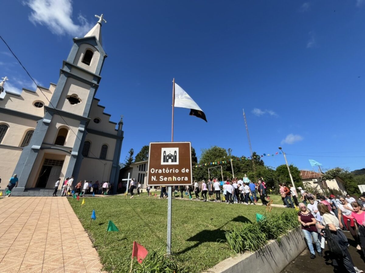 São Paulo das Missões: Fieis se reuniram em procissão na 6ª Romaria ao Oratório de Nossa Senhora São Paulo das Missões: Fieis se reuniram em procissão na 6ª Romaria ao Oratório de Nossa Senhora