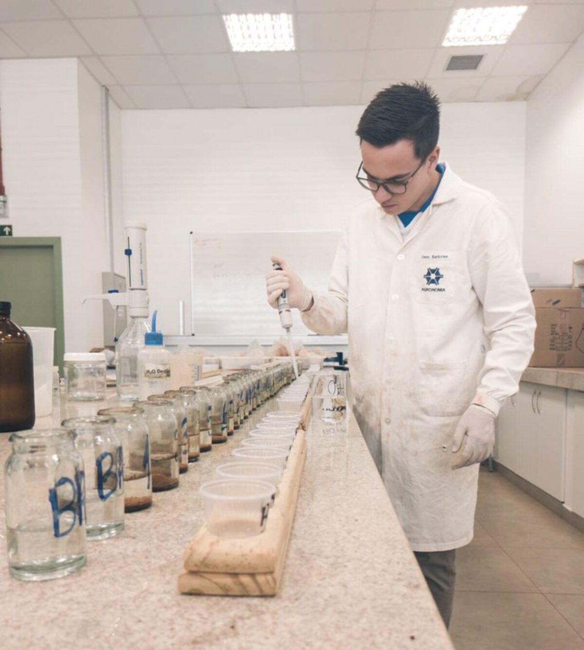 Estudante do curso de Agronomia da UFFS Campus Cerro Largo tem pesquisa premiada em evento Estudante do curso de Agronomia da UFFS Campus Cerro Largo tem pesquisa premiada em evento