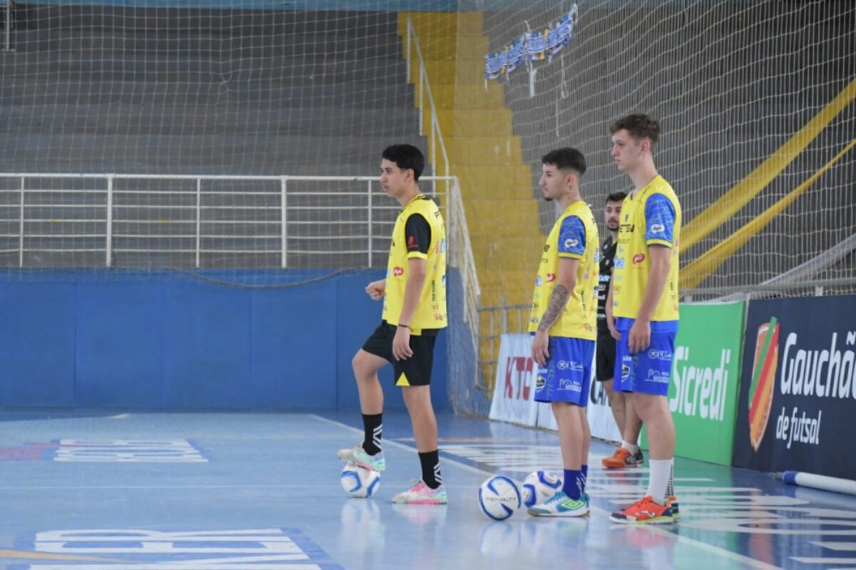 Cerro Largo joga neste domingo pela final da Conferência Oeste Cerro Largo joga neste domingo pela final da Conferência Oeste
