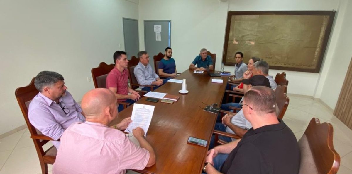 Reunião analisa dados sobre a estiagem em Cerro Largo