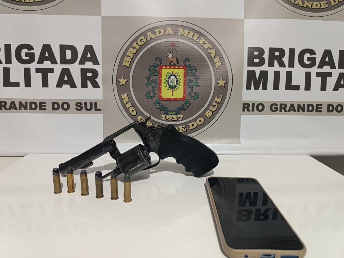 Brigada Militar de Cerro Largo realiza prisão por porte ilegal de arma de fogo