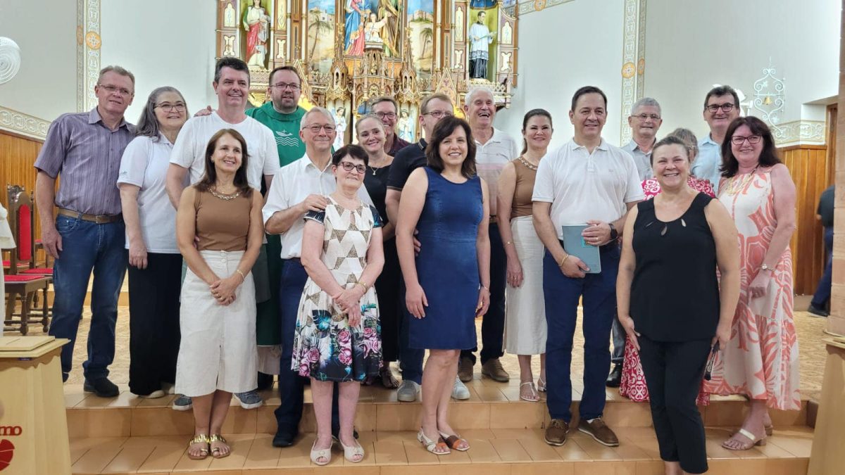 Nova equipe assume a coordenação da Paróquia Sagrada Família de Nazaré