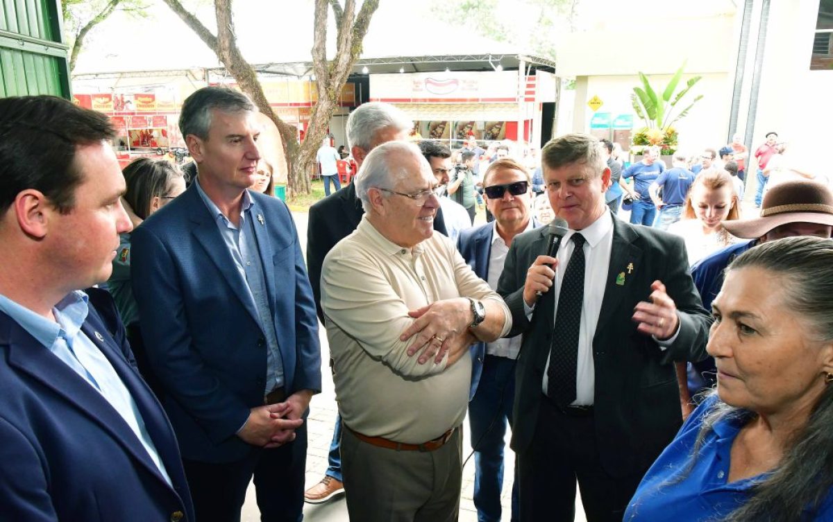 4-Abertura Pavilhão agricultura Famíliar-foto fernando gomes