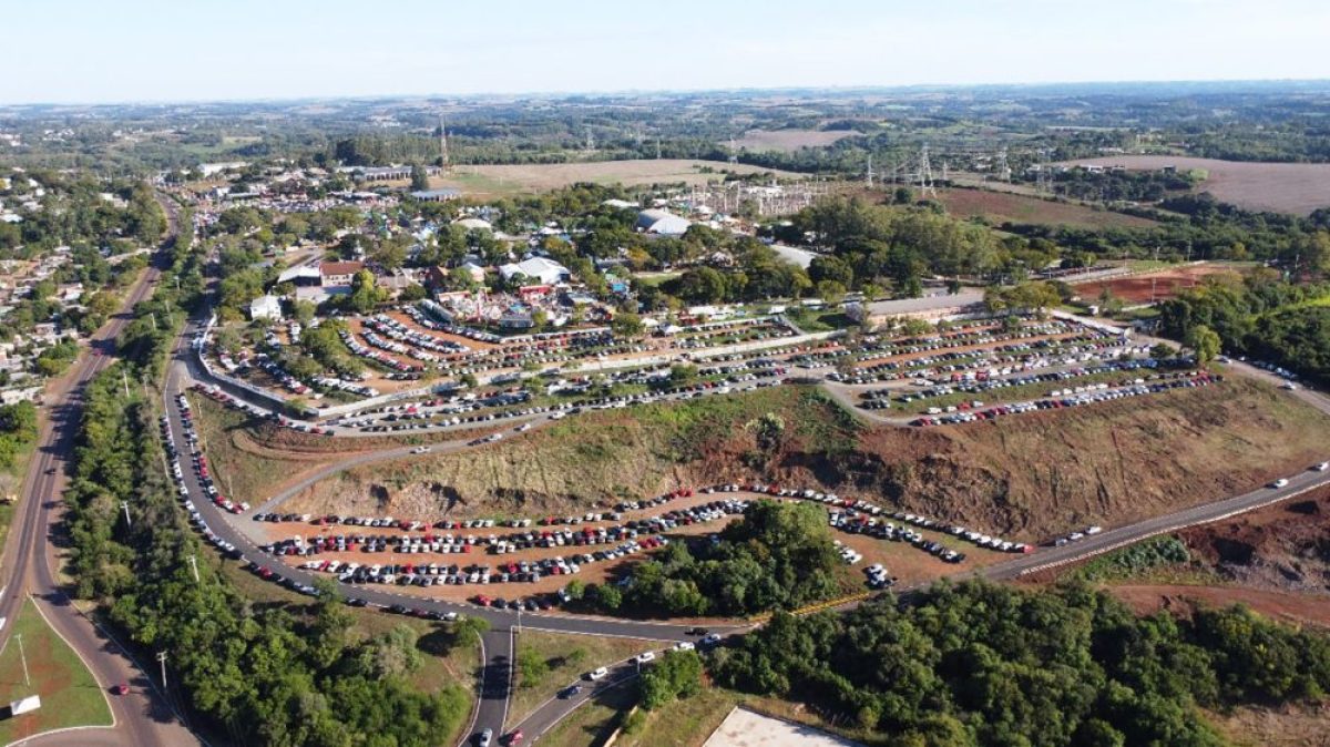 Parque da Fenamilho contará com cercamento eletrônico permanente Parque da Fenamilho contará com cercamento eletrônico permanente