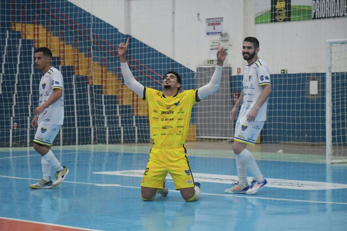 Cerro Largo segue 100% na Série Prata e no Sub 20
