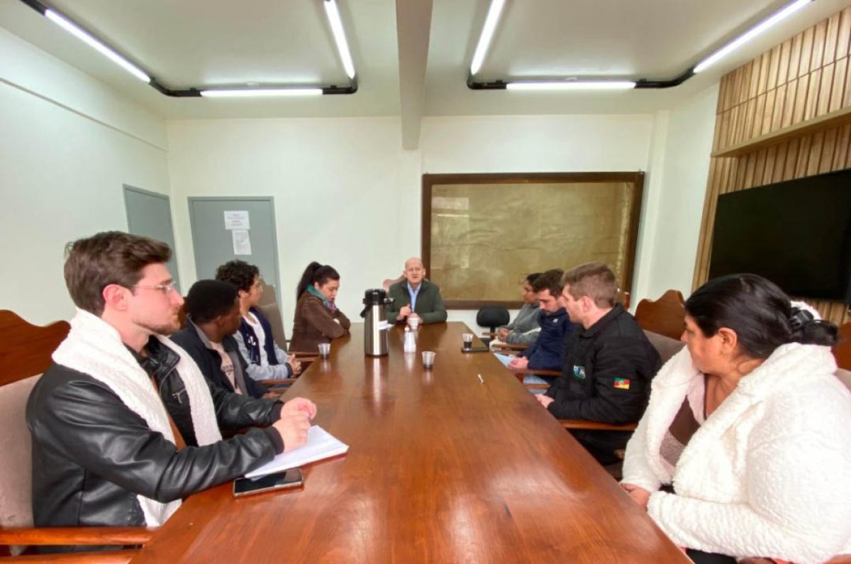 Prefeitura de Cerro Largo e UFFS renovam parceria coma COOPERCAUN Prefeitura de Cerro Largo e UFFS renovam parceria coma COOPERCAUN
