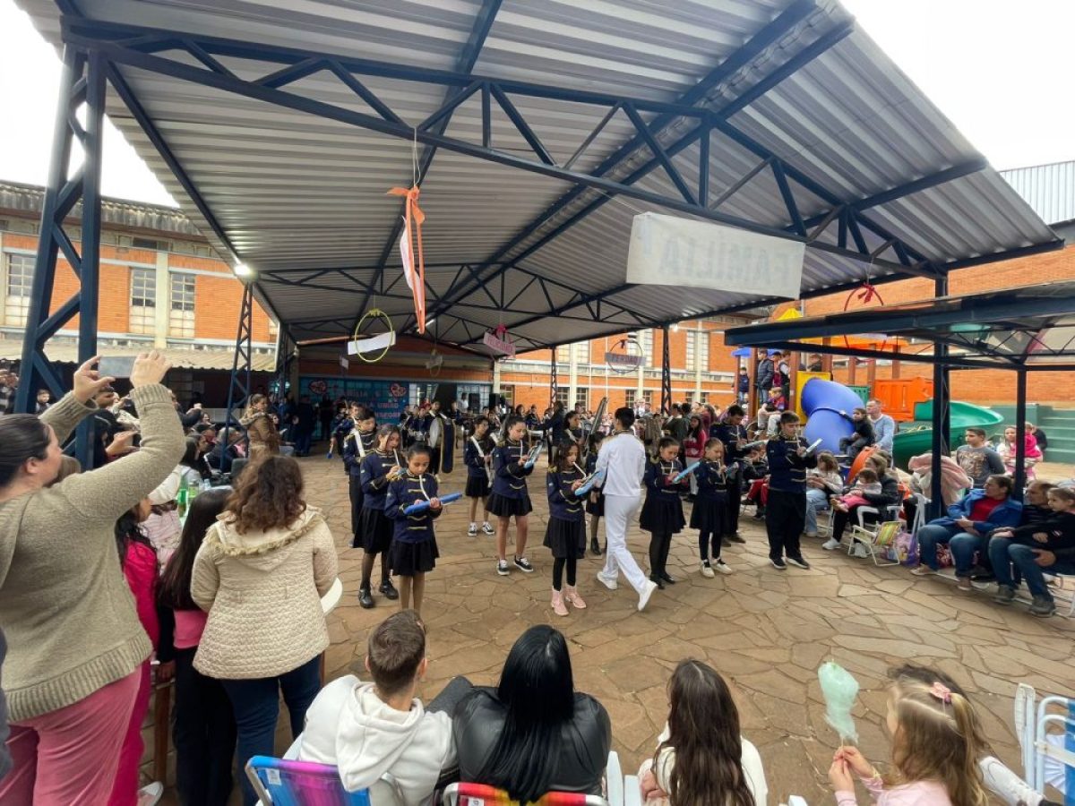 Dia da Família na Escola promove integração na EMEF Dr. Otto Flach, em Cerro Largo Dia da Família na Escola promove integração na EMEF Dr. Otto Flach, em Cerro Largo