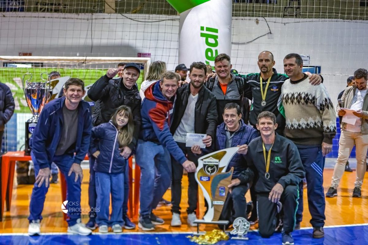Conheça os campeões da Taça Campina/Sicredi de Futsal Conheça os campeões da Taça Campina/Sicredi de Futsal
