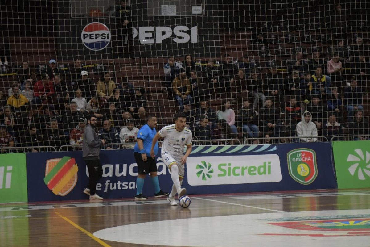 Cerro Largo perde em Santa Rosa e terá jogo decisivo em casa nesta próxima quarta Cerro Largo perde em Santa Rosa e terá jogo decisivo em casa nesta próxima quarta