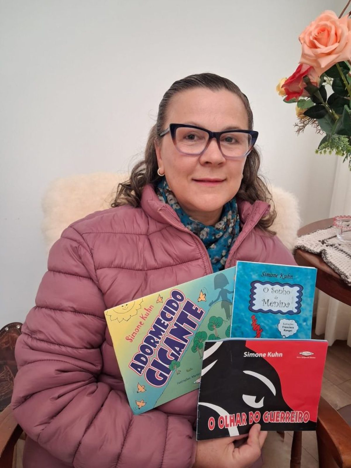 Educadora e escritora de Cerro Largo lançará seu quarto livro literário