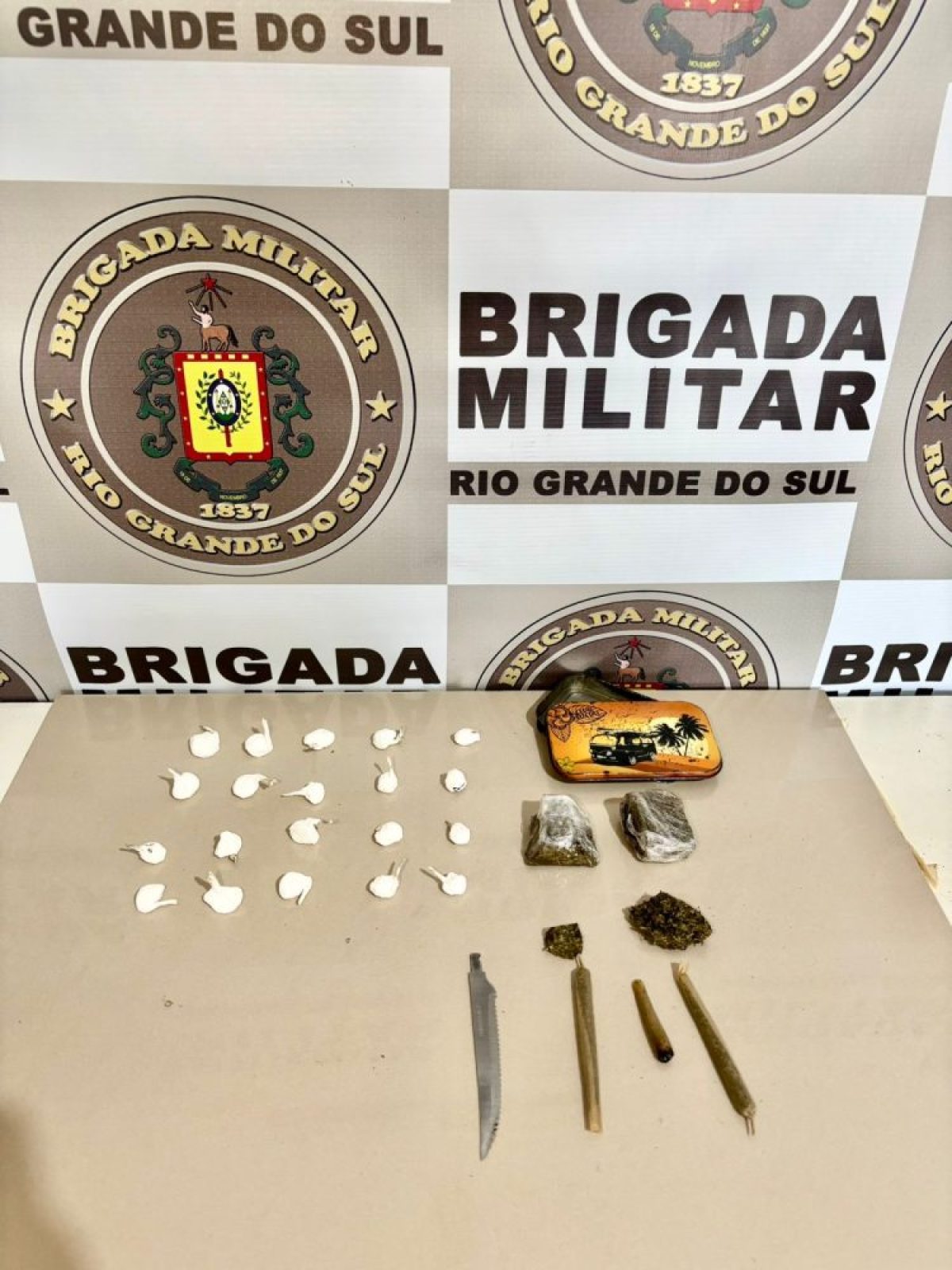 Homem é preso por tráfico de drogas na Vila São José, em Cerro Largo