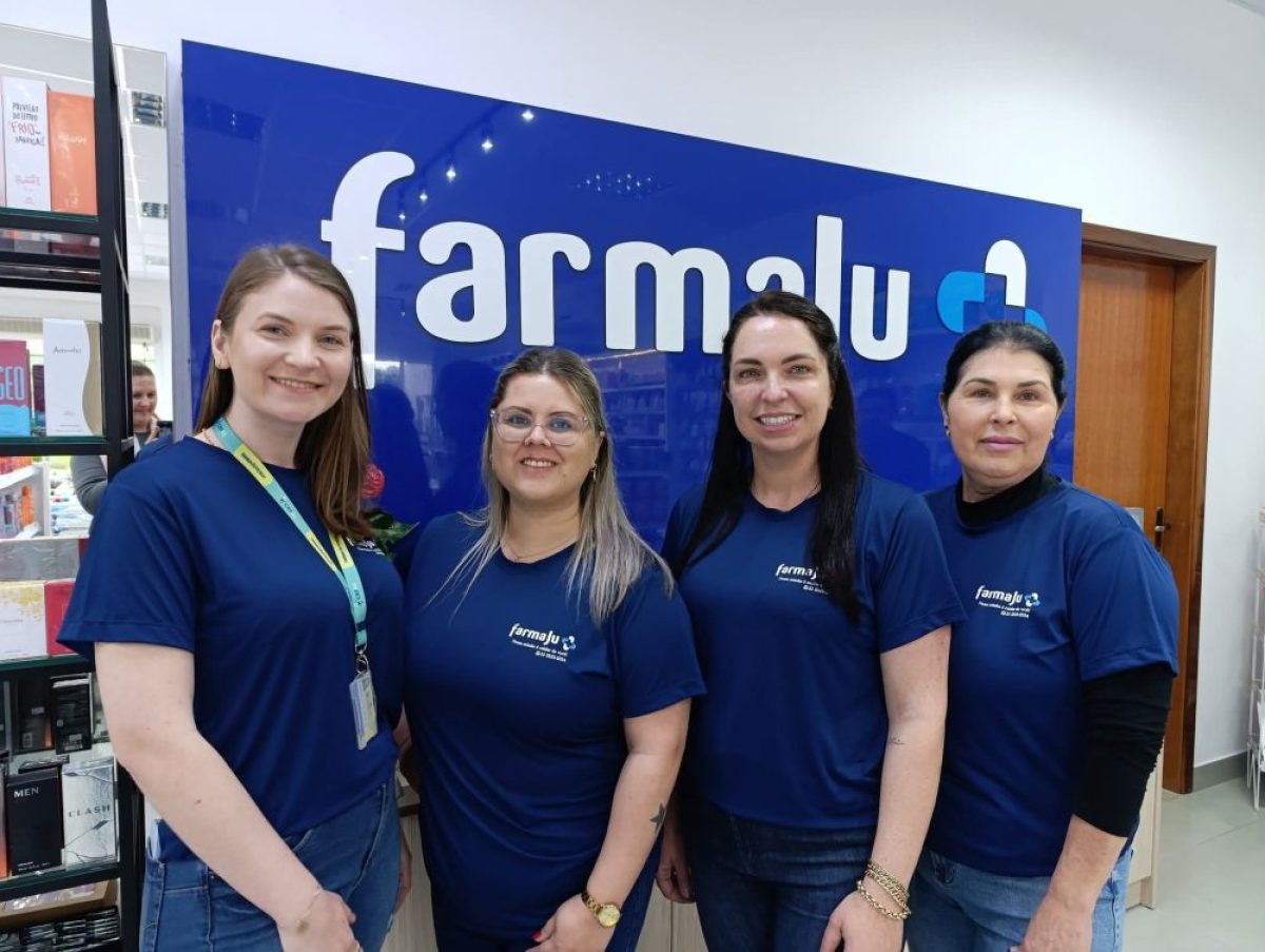 Reinauguração da Farmajú Reinauguração da Farmajú