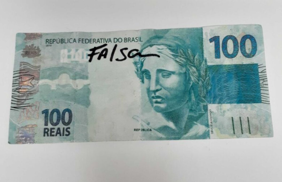 Circulação de notas falsas termina em prisão durante evento em Guarani das Missões