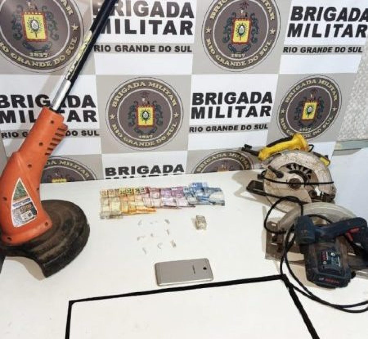 Brigada Militar efetua prisão por Tráfico de drogas em Cerro Largo