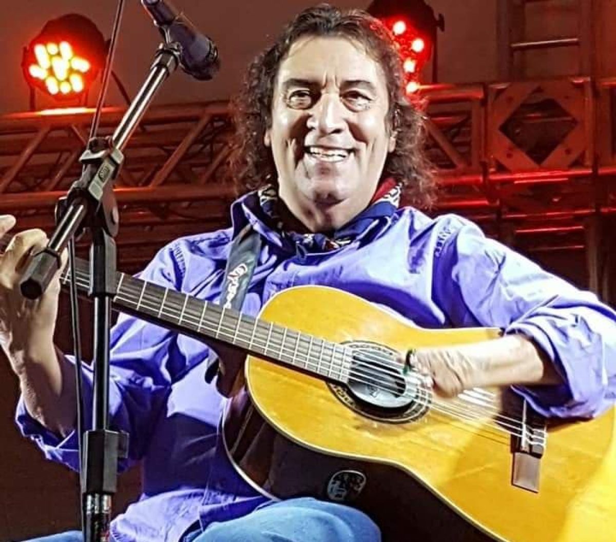 Morre o cantor João Chagas Leite aos 80 anos