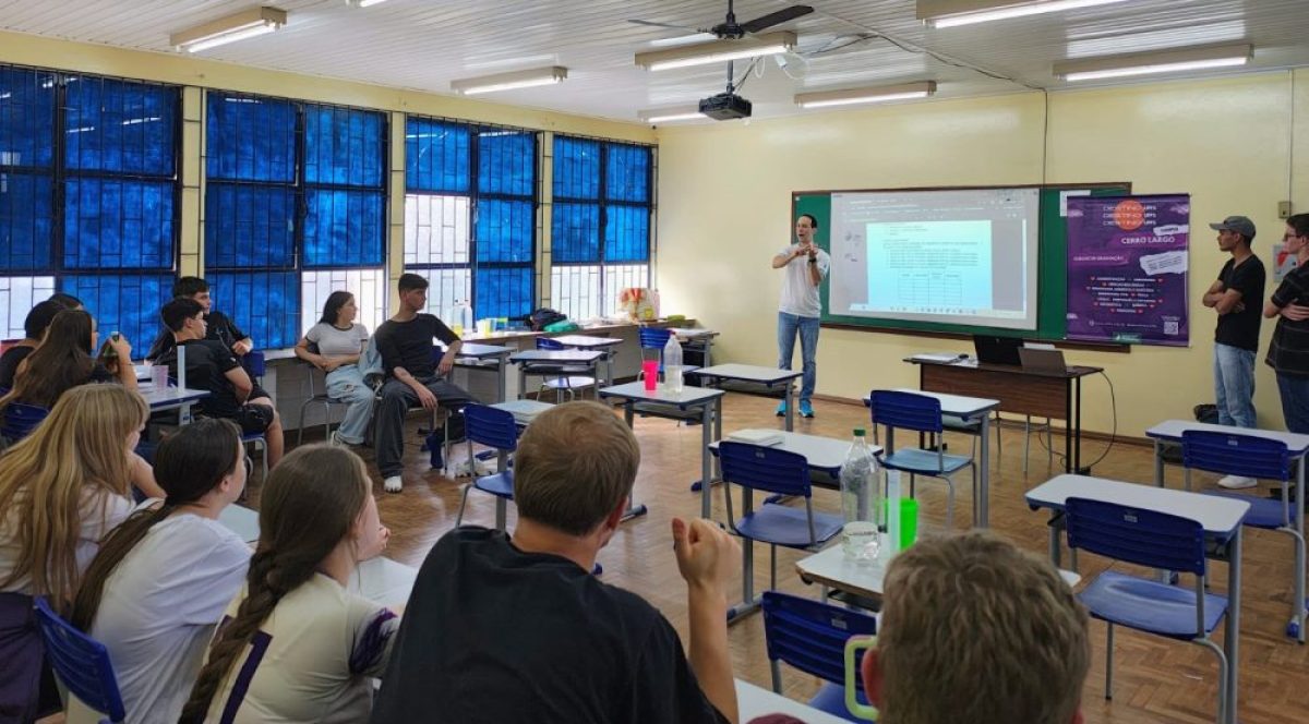 Cursinho da UFFS amplia ações de apoio  a estudantes do Ensino Médio