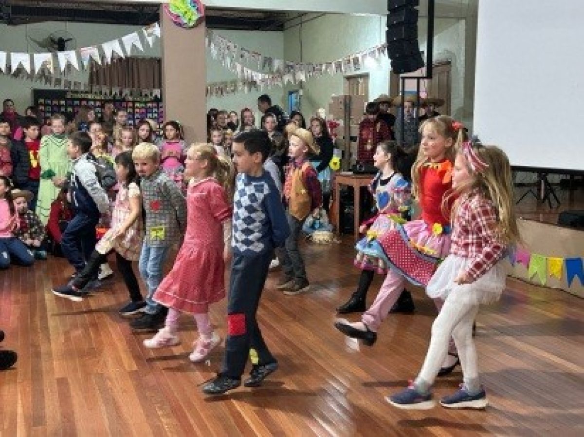 Projeto “Janelas da Cultura” fortalece laços entre escola e comunidade em São Pedro do Butiá