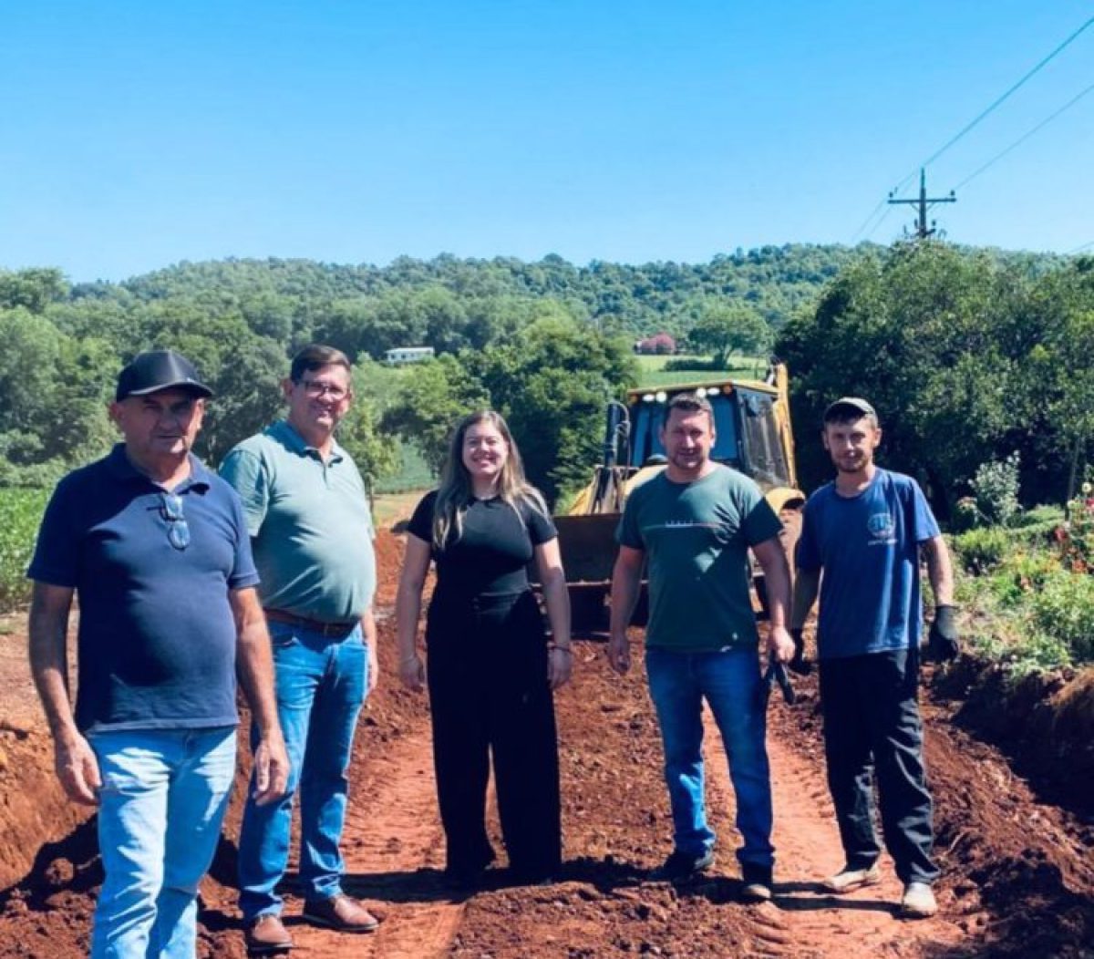 Prefeitura de Cerro Largo avança com melhorias na estrada da Linha Reserva