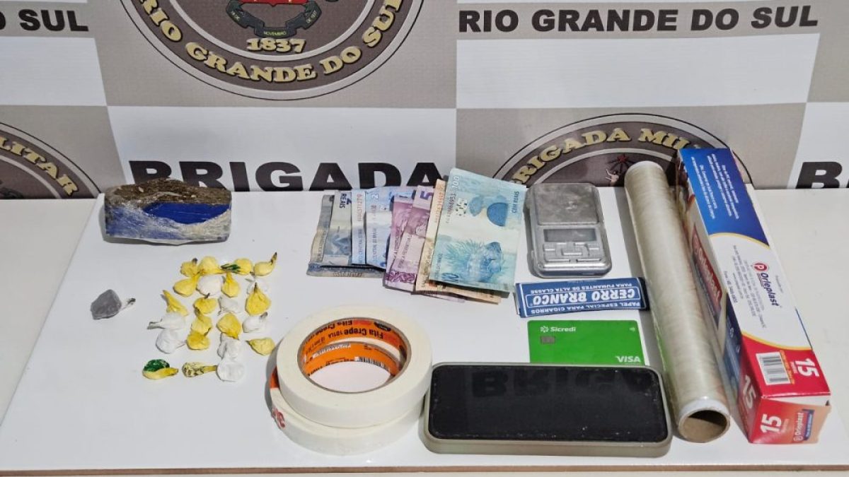 Mulher é presa por trafico de drogas em Cerro Larg