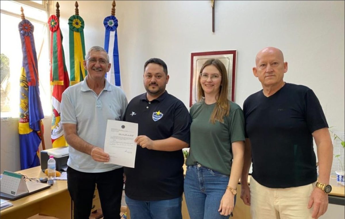 Raul Mendes assume a Secretaria de Esportes, Juventude e Lazer de Cerro Largo