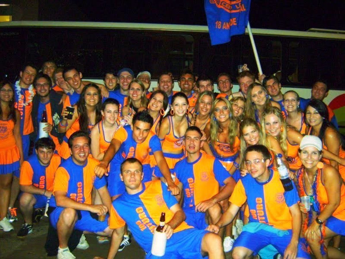 Pesquisa resgata a história dos blocos e carnavais que marcaram época em Cerro Largo