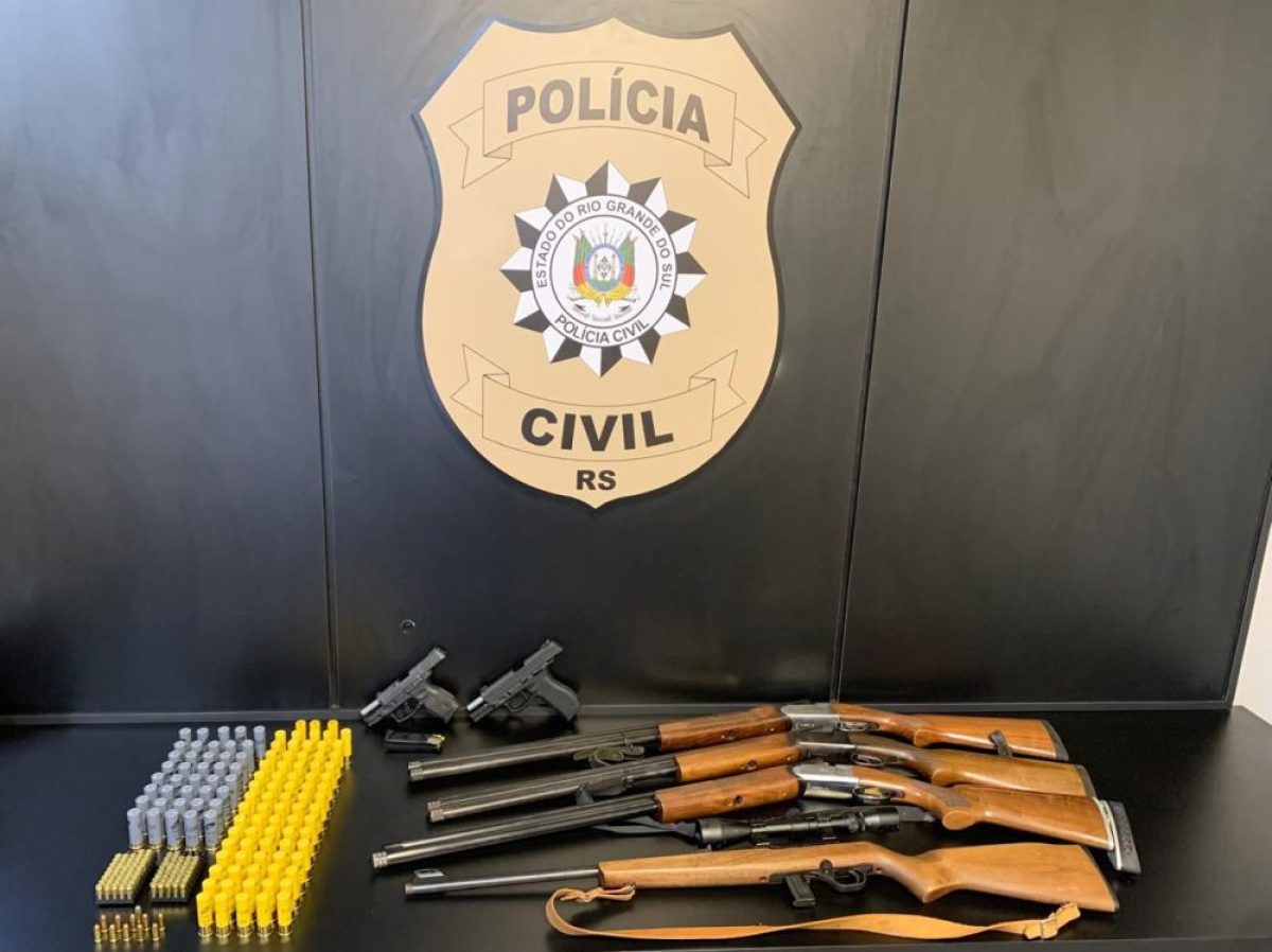 Polícia Civil apreende armas e munições após investigação de ameaça em São Pedro do Butiá