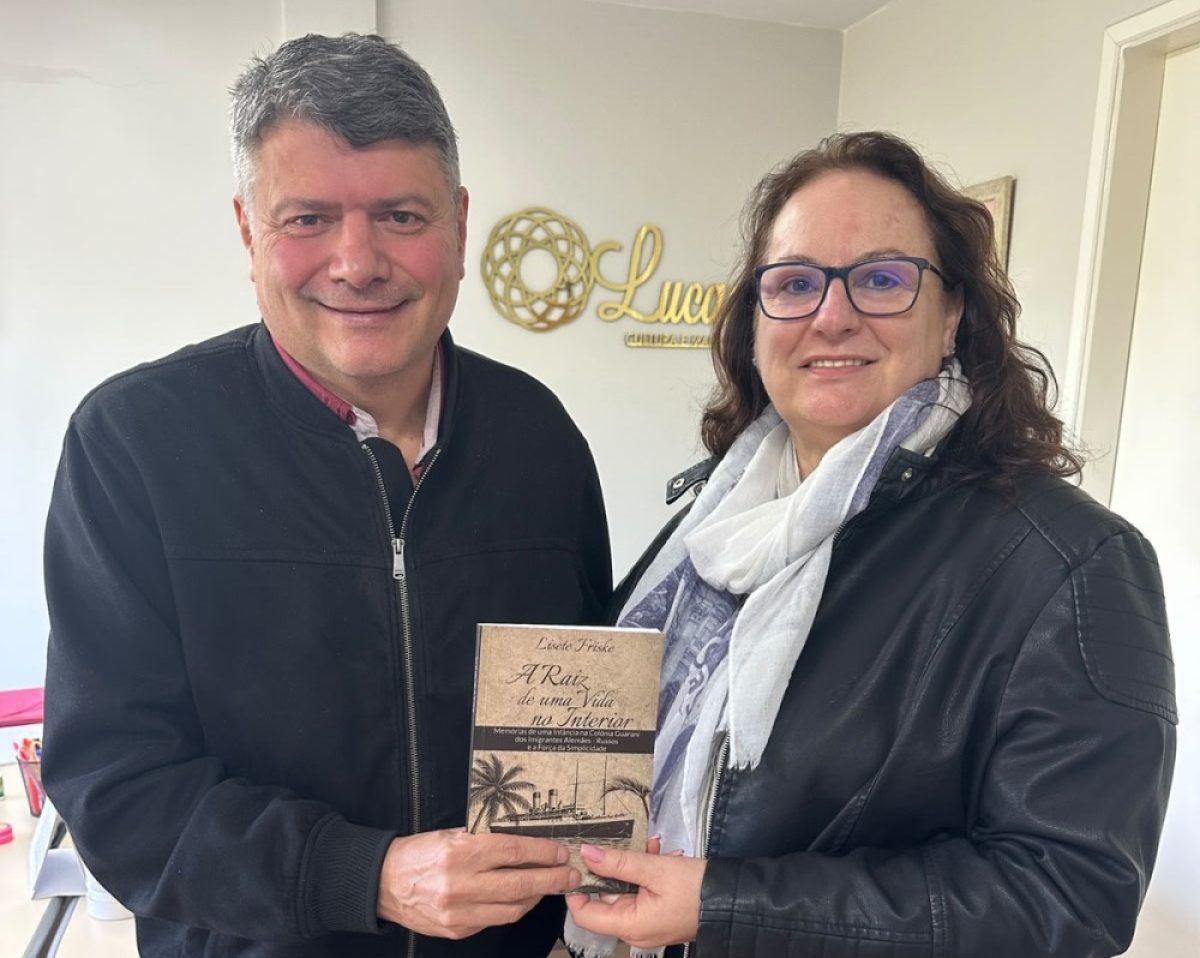 Aos 60 anos, autora troca festa por livro sobre raízes dos imigrantes