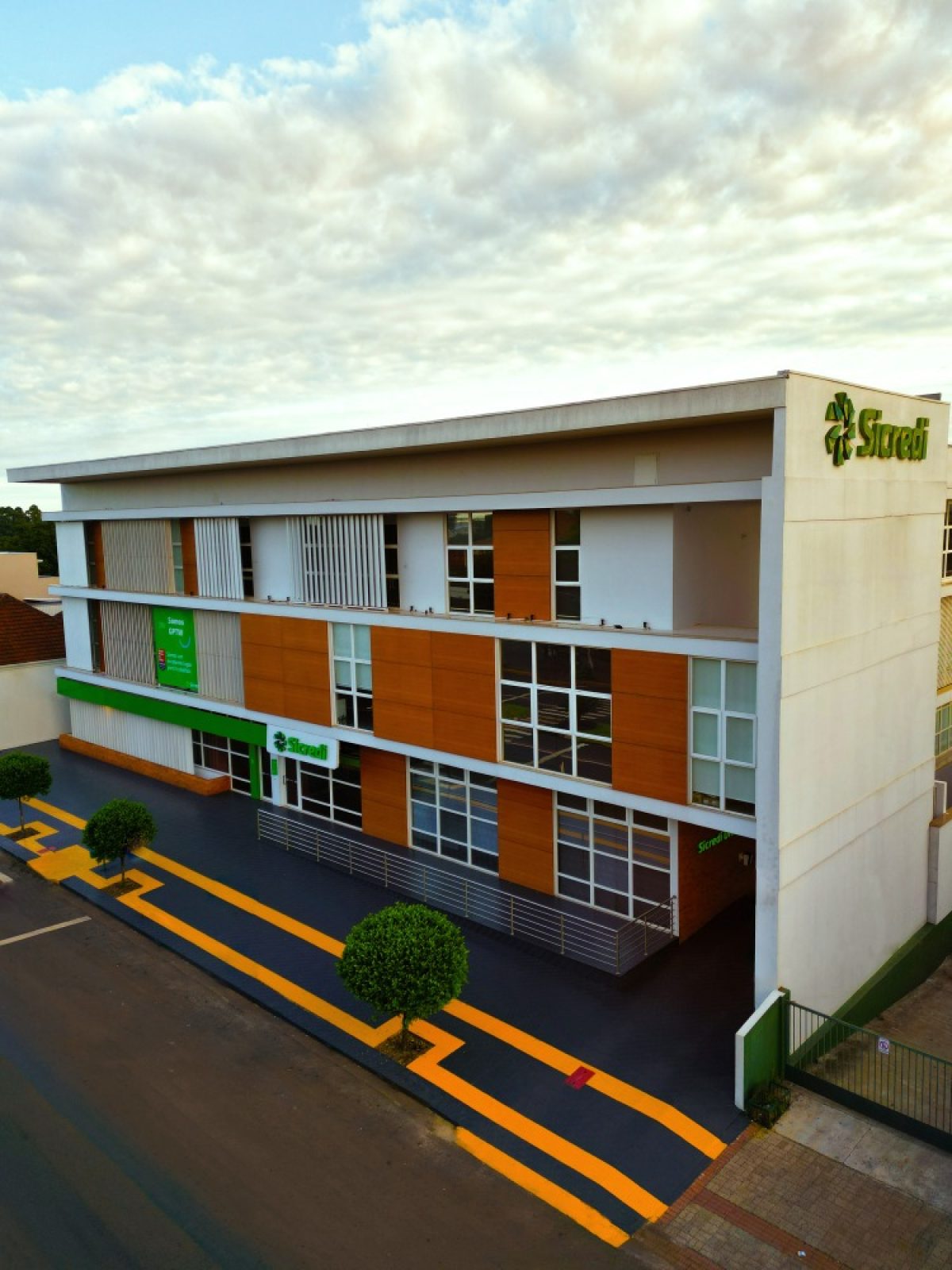 Sicredi União RS/ES celebra 113 anos de desenvolvimento regional Sicredi União RS/ES celebra 113 anos de desenvolvimento regional