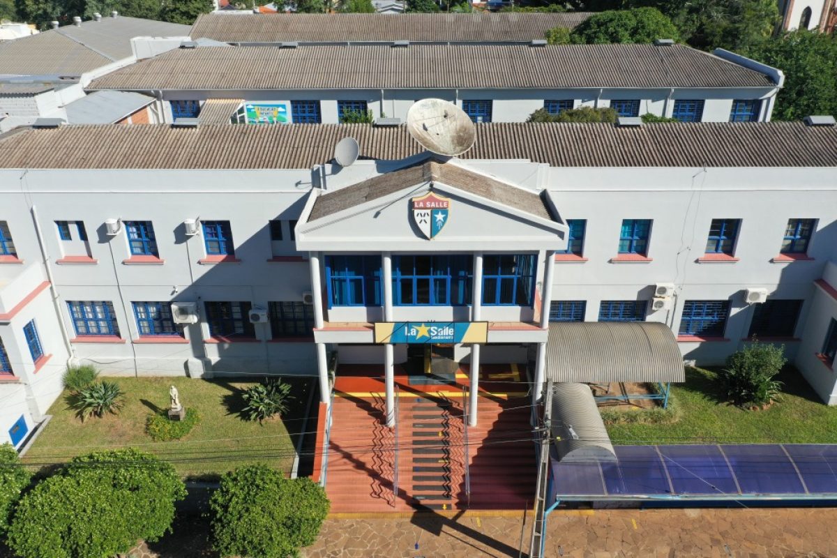 Colégio La Salle Medianeira conquista destaque estadual e nacional no ENEM 2025 Colégio La Salle Medianeira conquista destaque estadual e nacional no ENEM 2025
