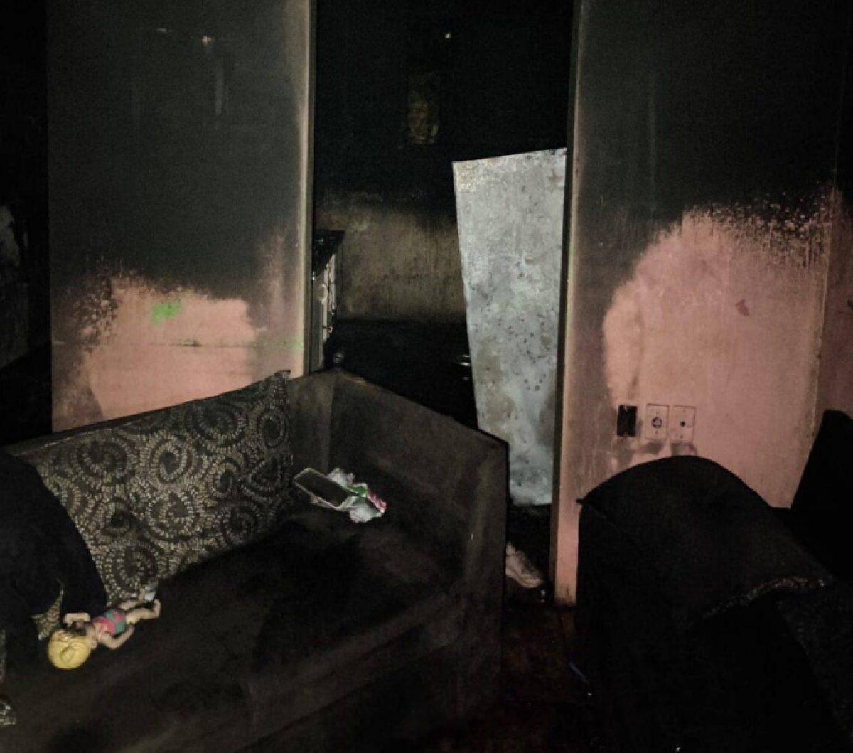 Incêndio em apartamento deixa mãe e filho mortos e duas crianças em estado grave em Santo Ângelo