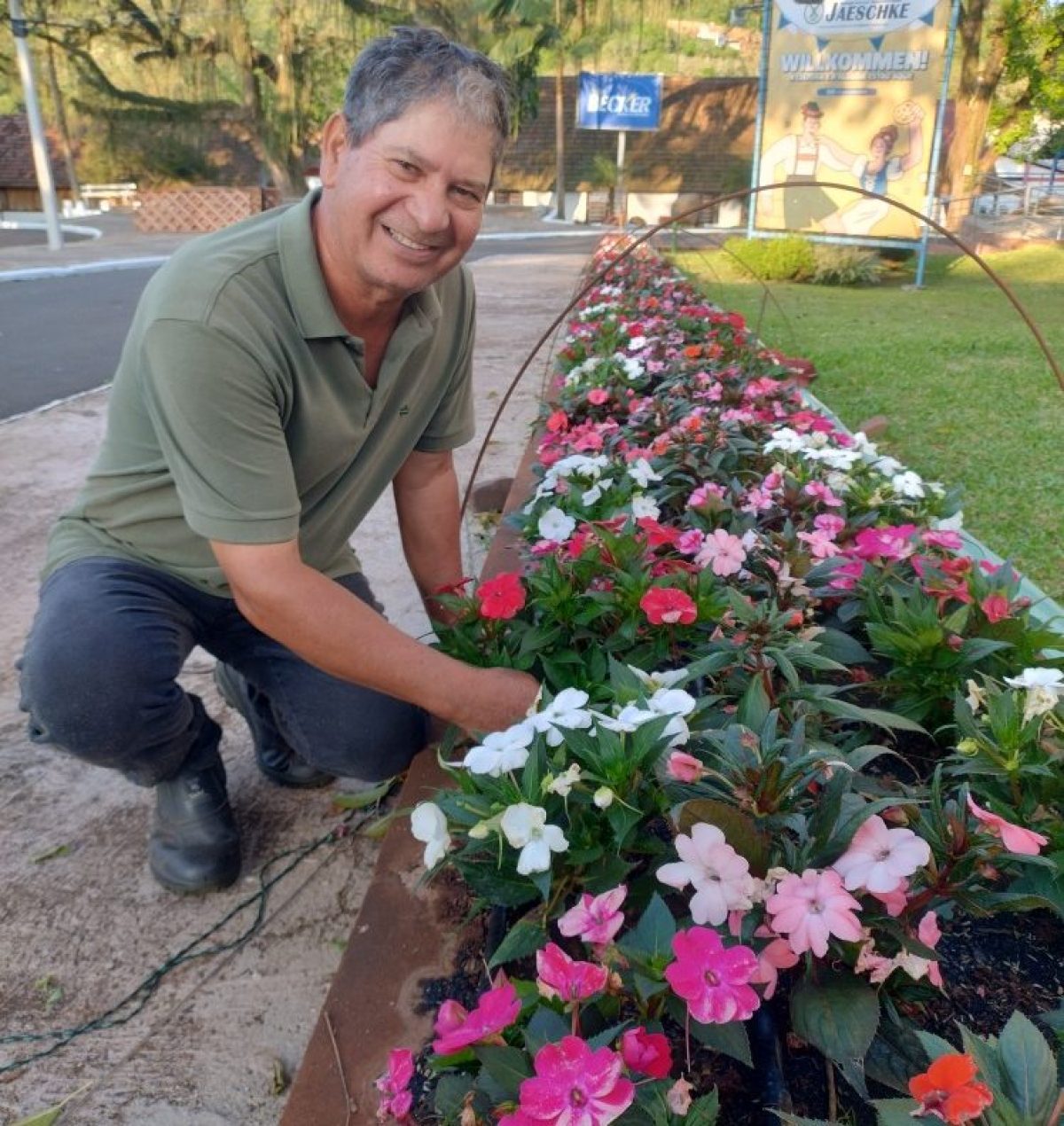 Dedicação transforma os jardins do parque para a Oktoberfest Missões Dedicação transforma os jardins do parque para a Oktoberfest Missões